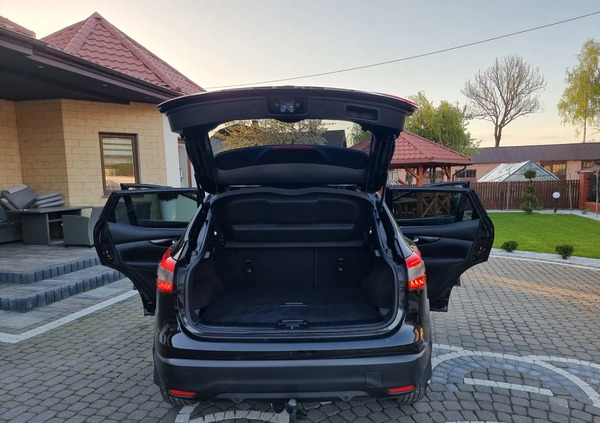 Nissan Qashqai cena 52400 przebieg: 186421, rok produkcji 2014 z Przasnysz małe 704